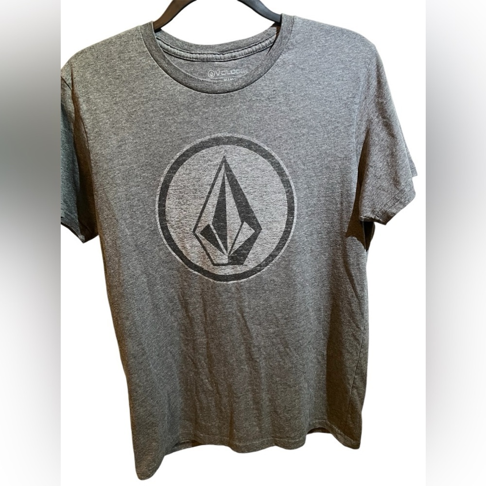 Volcom Men’s Grey Logo Shirt Size Medium Great condition!